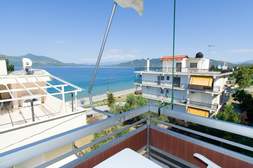 Valkaniotis Apartments Loutra Edipsou  Esterno foto